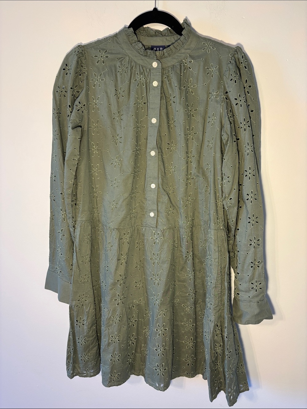 GAP Sage Green Eyelet Button-Front Long Sleeve Dress